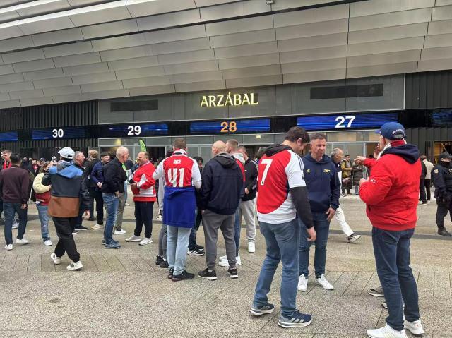 Kaiyun Sports-开云体育-【现场】欧冠之王黯然出局，伯纳乌嘘声送给姆巴佩