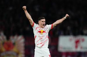 Kaiyun Sports-开云体育-天空：水晶宫有意鲍姆加特纳 西蒙斯即将离队莱比锡不想再出售