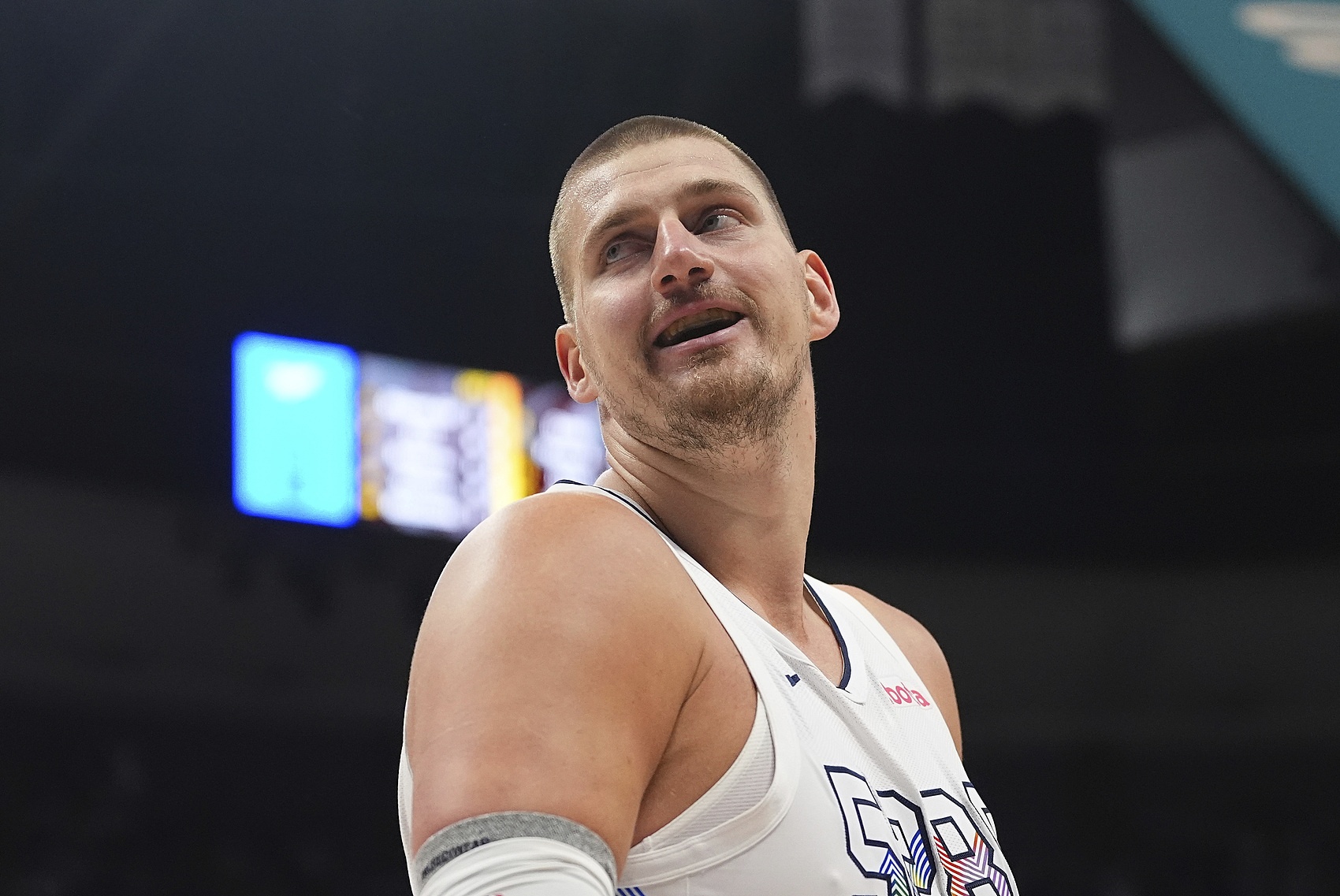 开云-爱游戏-美记：若75大晚评一年约基奇可能入选 他如今的荣誉能稳进名人堂