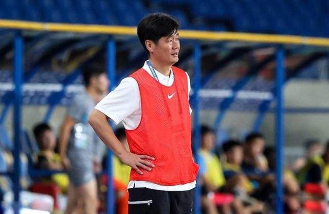 Kaiyun Sports-开云体育-​国足上海集训第二天开练 16日将安排队内教学赛