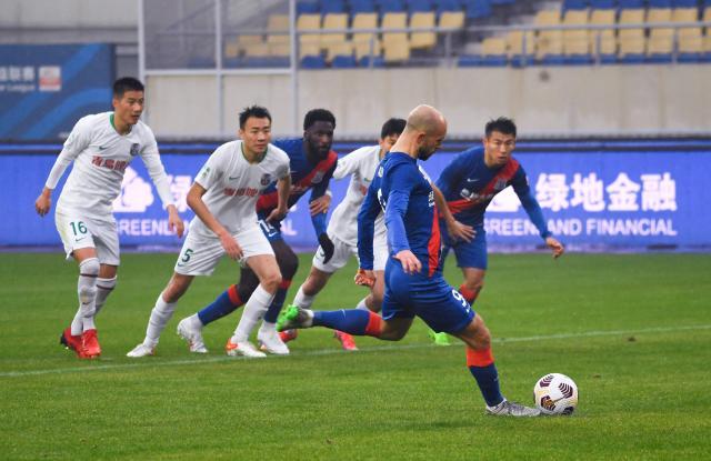 开云登录入口-保级组首尾大战粉碎放水谣言 申花：继续锻炼新人
