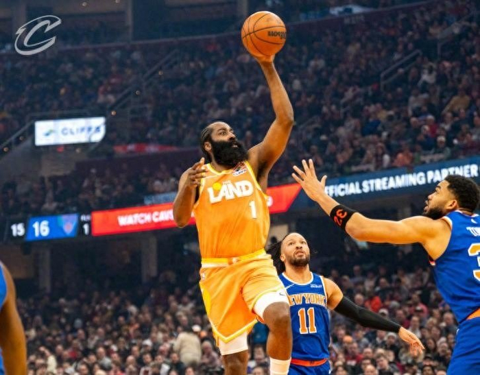 Kaiyun Sports-开云体育-带队6胜1负！成骑士历史第一，哈登影响力真大，米切尔也把话挑明|詹姆斯·哈登|克利夫兰骑士队|米切尔-罗宾逊|多诺万-米切尔|纽约尼克斯队_新浪体育_新浪新闻